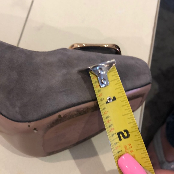 Prada pumps - Picture 6 of 6